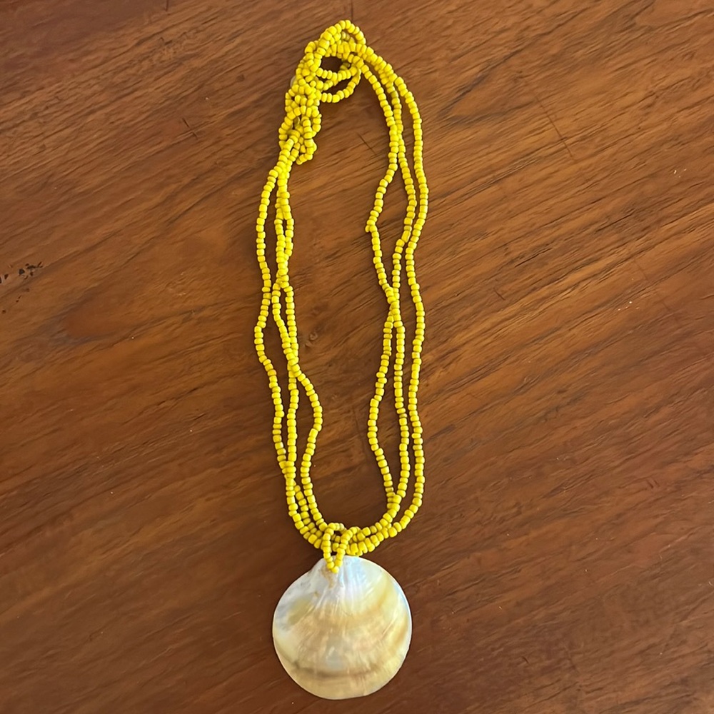 Necklace- Sea Shell Yellow - Handmade - Colombian